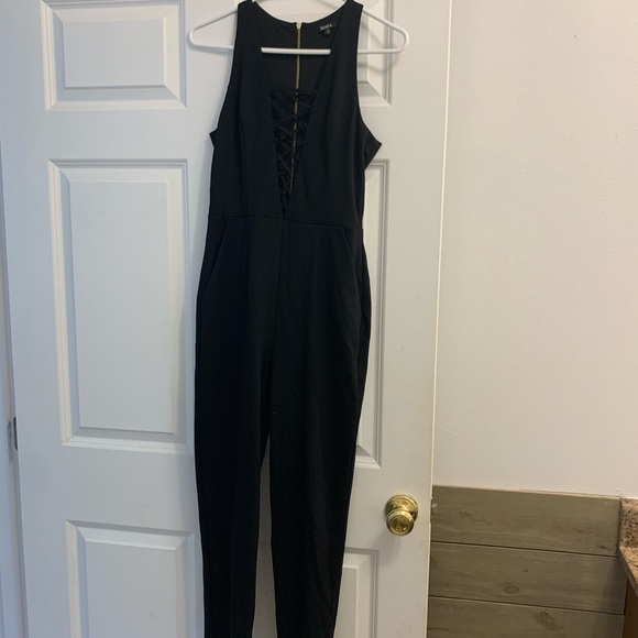 Black jumpsuit - Picture 4 of 7